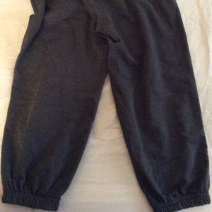 Cropped Sweatpants size SMALL DARK GRAY